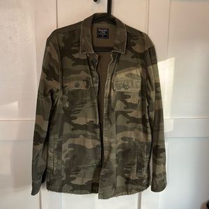Abercrombie camo shacket